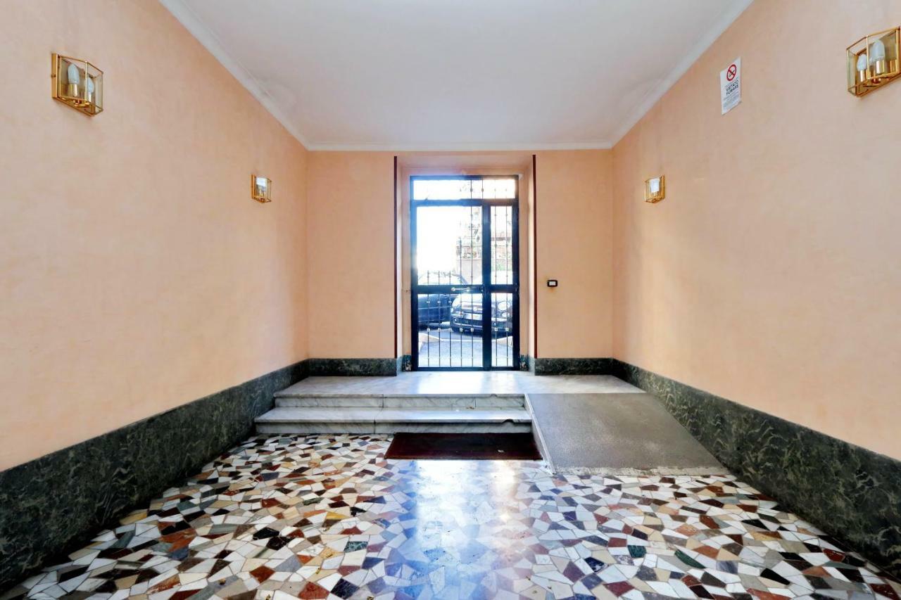 רומא Bbhome Trastevere Station White Chic Apartment מראה חיצוני תמונה