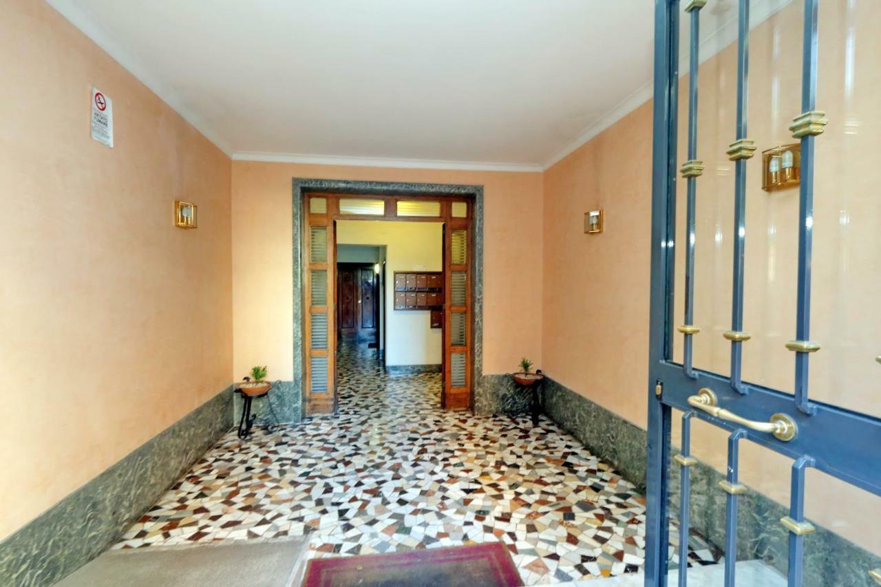 רומא Bbhome Trastevere Station White Chic Apartment מראה חיצוני תמונה