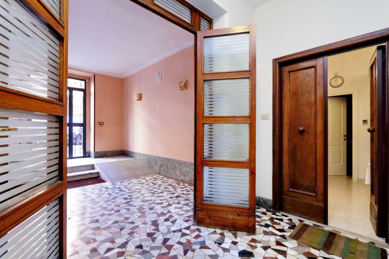 רומא Bbhome Trastevere Station White Chic Apartment מראה חיצוני תמונה